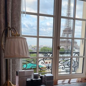 Les jeunes mariés ont ensuite partagé plusieurs clichés de cette journée, immortalisant leur bonheur.

Thylane Blondeau a partagé les coulisses de son mariage avec Benjamin Attal. Capture d'écran Instagram