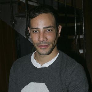 Steevy Boulay - People en backstage du nouveau spectacle de Bernard Mabille "De la tête aux pieds" au théâtre Antoine à Paris le 14 novembre 2016. 
© JLPPA / Bestimage