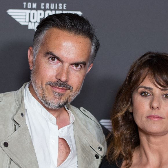 Maxime Chattam et sa femme Faustine Bollaert assistent à la première du film 'Top Gun Maverick' à l'UGC Normandie à Paris le 19 mai 2022 à Paris, France. Photo by Nasser Berzane/ABACAPRESS.COM