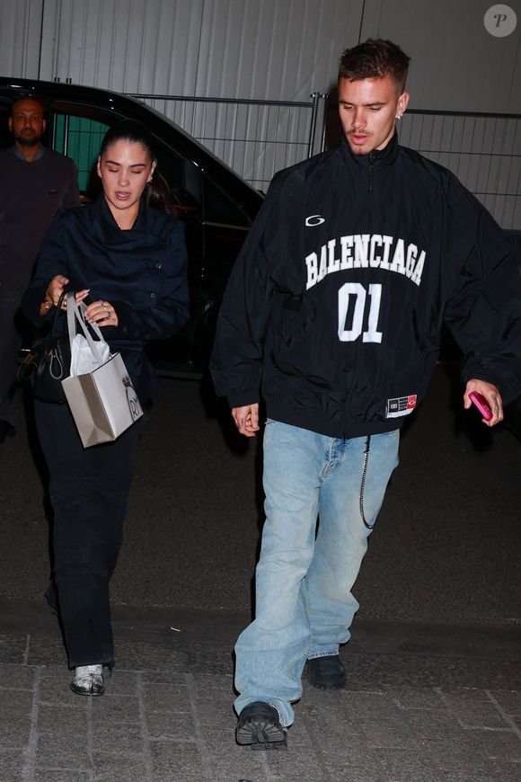 Exclusif  - Romeo Beckham et Kim Turnbull à Paris. Backgrid USA / Bestimage