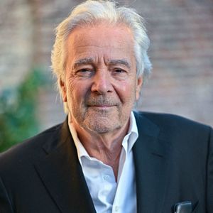 Au micro de Stéphane Boudsocq, Pierre Arditi affirme avait vaincu son addiction : "C'est fini pour toujours, je ne veux pas être un sous-homme."

Pierre Arditi assiste à une séance de portraits lors du Festival du film de Valenciennes le 27 septembre 2021 à Valenciennes, France. Photo par F. Andrieu/Isopix/ABACAPRESS.COM