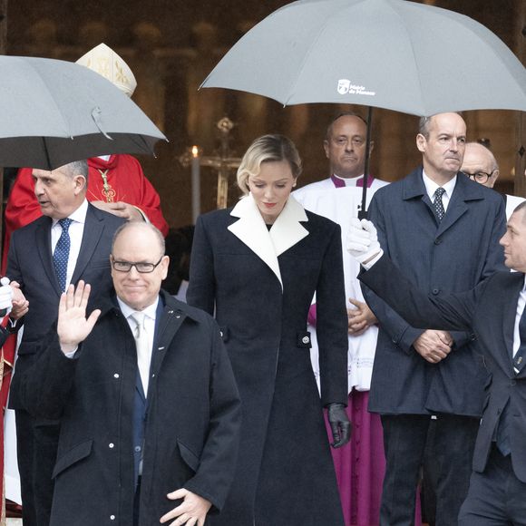 Le Prince Albert II de Monaco et la Princesse Charlene de Monaco assistent à une messe à la Cathédrale de Monaco lors des célébrations de la Sainte Dévote, le 27 janvier 2025 à Monaco, Monaco. Photo par David NIVIERE/ABACAPRESS.COM.