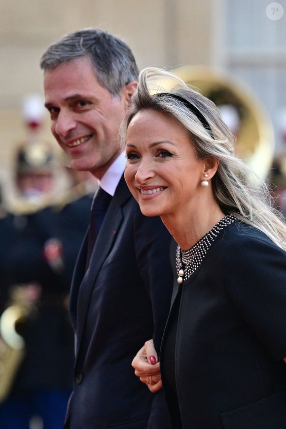 Rodolphe Saadé (Pdg de CMA-CGM et sa femme Véronique Albertini-Saadé - Arrivées au dîner d'état au palais de l'Elysée à Paris donné en l'honneur du roi et de la reine de Danemark le 31 mars 2025.

© Christian Liewig / Bestimage