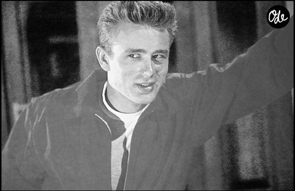 L'acteur américain est décédé à l'âge de 24 ans dans un accident de voiture

Archives - James Dean sur le tournage de La Fureur de vivre
Crédit : ALPHA AGENCY / BESTIMAGE