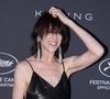 Un cliché simple, mais touchant, qui permet de deviner encore aujourd'hui à quel point Serge Gainsbourg n'a jamais quitté la mémoire de sa fille, qui se bat régulièrement pour perpétuer son héritage culturel.
Charlotte Gainsbourg - Photocall du dîner "Women in Motion" par le groupe Kering, Place de la Castre, lors du 77ème Festival International du Film de Cannes, le 19 mai 2024. Agence / Bestimage