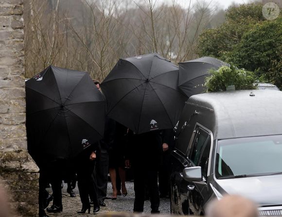 Illustration aux obsèques de la baronne Myriam Ullens de Schooten, tuée par son beau-fils Nicolas, à l’église d’Ohain, dans l’entité de Lasne, Belgique le 7 avril 2023. © Dominique Jacovides / Bestimage