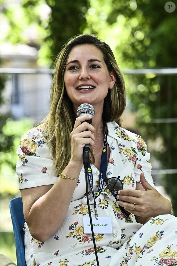 Et les sujets sont étendus aux adolescents
Marie Portolano lors du festival International du Journalisme à Couthures-sur-Garonne, France, le 15 juillet 2022. © Thierry Breton /Panoramic/Bestimage
