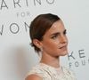Entre un patrimoine immobilier partagé entre l'Angleterre et la France, un garage aux modèles variés et une reconversion dans les spiritueux, zoom sur les finances et la vie actuelle d'Emma Watson en 2026.

Emma Watson - Photocall de la soirée de gala Kering Foundation's Caring For Women Dinner à New York le 15 septembre 2022.