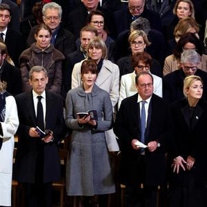 Travailler en politique, c'est s'exposer à de très nombreuses critiques
Michel Barnier, sa femme Isabelle Altmayer, Nicolas Sarkozy, sa femme Carla Bruni, François Hollande et sa femme Julie Gayet, Anne Hidalgo - Cérémonie de réouverture de la cathédrale Notre-Dame de Paris. Joyau de l’art gothique, lieu de culte et de culture, symbole universel de la France et de son histoire, la cathédrale de Notre-Dame de Paris rouvre ses portes les 7 et 8 décembre, cinq ans après le terrible incendie qui l’avait ravagée. 
© Dominique Jacovides / Bestimage