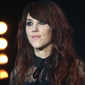 Exclusif - Zaz à l'enregistrement de l'émission Spécial Johnny Hallyday, "Johnny, la soirée événement".

Photo : Jacovides-Moreau / Bestimage