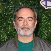 "Elle n'a pas tous les outils pour affronter la vie" :  Bruno Solo perd ses moyens en évoquant Angèle, sa fille de 21 ans