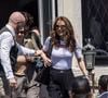La présence de Rania de Jordanie au mariage de Jeff Bezos était tout sauf anodine...
La Reine Rania de Jordanie et Rajwa Al Saif quittent l'hôtel St Regis après le mariage de Jeff Bezos et Lauren Sanchez à Venise, Italie. Photo par Marco Piovanotto/ABACAPRESS.COM