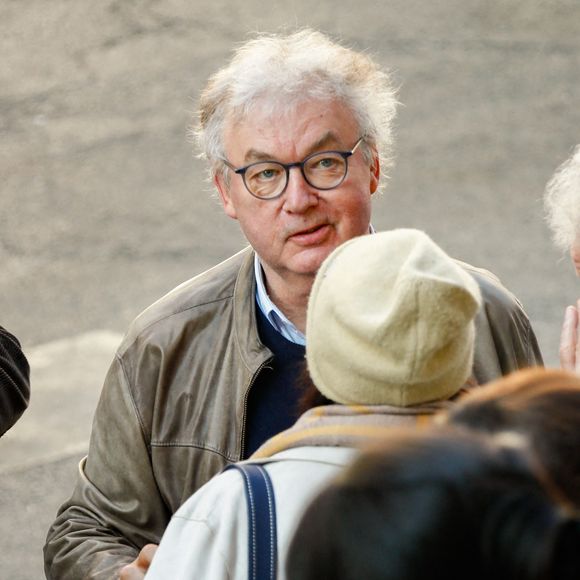 Dominique Besnehard avait aussi fait le déplacement pour assister à cette cérémonie

Dominique Besnehard - Obsèques du réalisateur Yves Boisset en l'église Saint-Roch à Paris le 11 avril 2025. © Christophe Clovis/Bestimage