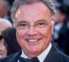 L'entrepreneur raconte notamment avoir demandé à une vingtaine de dirigeants quand une vente pouvait être considérée comme réussie. 

Alain Afflelou - Montée des marches du film "Mal de pierres" lors du 69ème Festival International du Film de Cannes. Le 15 mai 2016. © Borde-Jacovides-Moreau/Bestimage