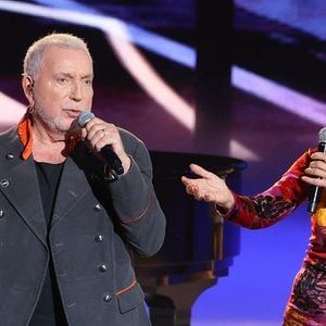 Bernard Lavilliers (Victoire d’honneur pour l’intégralité de sa carrière) et Catherine Ringer - 39ème cérémonie des Victoires de la musique à la Seine musicale de Boulogne-Billancourt, France, le 9 février 2024. © Coadic Guirec/Bestimage