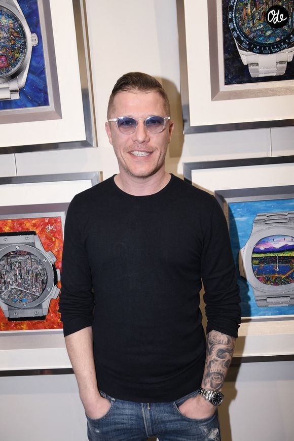 Jean-Edouard Lipa (Dj, ancien de Loft Story) lors du vernissage de l'exposition "Vue du ciel" de l'artiste 3D Johann Perathoner au Royal Monceau-Raffles Paris le 20 avril 2022.

© Rachid Bellak / Bestimage