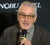 Il pratique également le sport plusieurs fois par semaine avec son coach James Brady, en travaillant notamment le cardio et le renforcement musculaire.

Robert De Niro lors de l'inauguration de l'hôtel Nobu de la Via Veneto à Rome, le 6 novembre 2025.