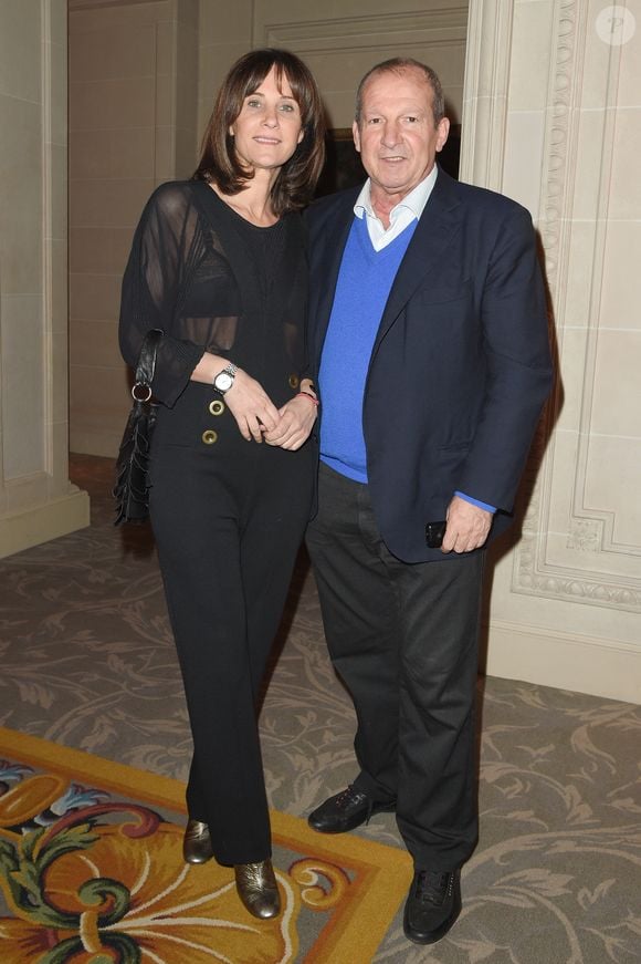 Rolland Courbis et sa femme Clara Paban Courbis (BeIN Sports) - Soirée de Gala de bienfaisance de La Fondation pour la Recherche en Physiologie à l'hôtel George V à Paris le 19 mars 2018. © Coadic Guirec/Bestimage
