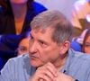 Yves Calvi revient sur son éviction brutale de la matinale de RTL et de BFMTV, dans "C' Médiatique", le 2 février 2025, sur France 5