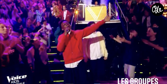La soirée a commencé par les derniers affrontements au sein des équipes. 

Nelson dans "The Voice Kids" TF1