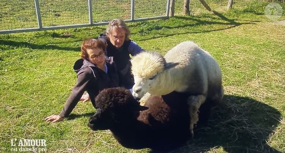 Géraldine avec ses prétendants Jérôme et Yannick dans "L'amour est dans le pré"