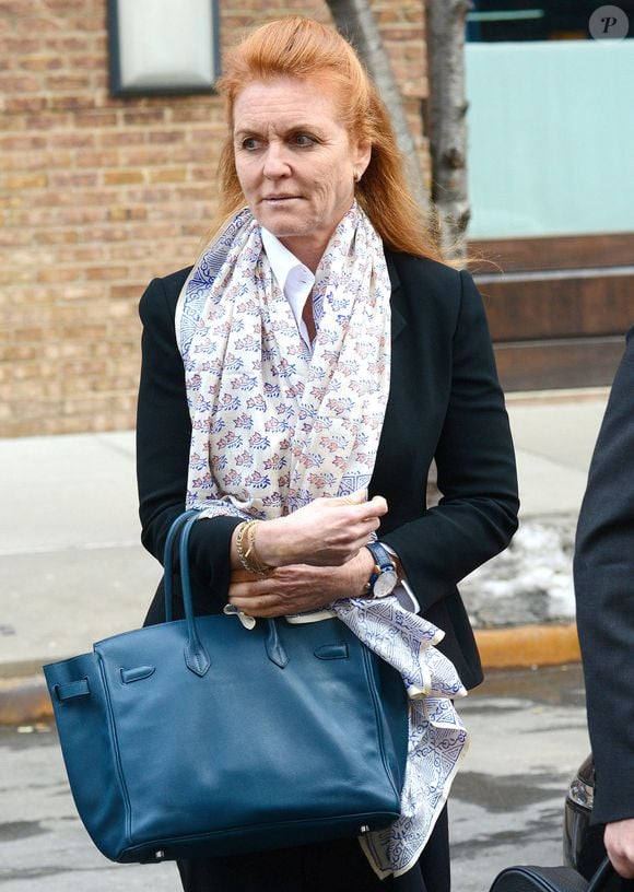 Sarah Ferguson quitte un restaurant à New York le 20 février 2014. © FAMEFLYNET / BESTIMAGE