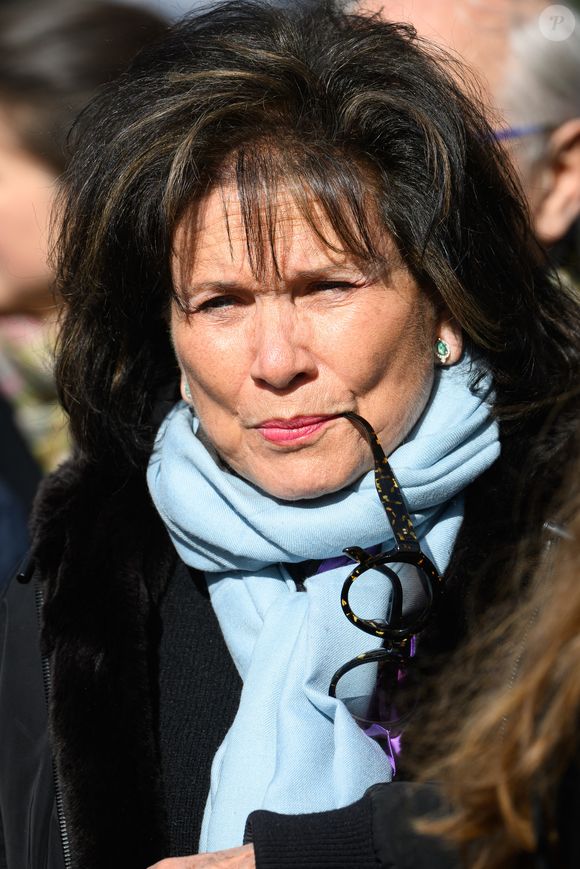 Anne Sinclair, lors de l'hommage national rendu à l'ancien Premier ministre français Lionel Jospin à l'Hôtel des Invalides à Paris, le 26 mars 2026.
© Eric Tschaen / Pool / Bestimage