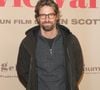 Tom Leeb a aussi confié qu’avec sa compagne, ils ne tirent pas toujours la chasse d’eau après avoir uriné.

Tom Leeb - Avant-première du film "Ma Mère, Dieu et Sylvie Vartan" au cinéma Pathé Palace à Paris le 17 mars 2025. © Coadic Guirec/Bestimage