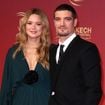 “J’ai vécu avec...” : Chez Virginie Efira et Niels Schneider, le métier d’acteur n’est pas sans conséquence sur le quotidien