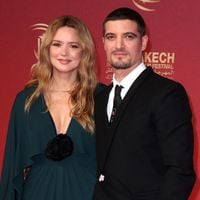 “J’ai vécu avec...” : Chez Virginie Efira et Niels Schneider, le métier d’acteur n’est pas sans conséquence sur le quotidien