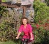 "Chaque été, c'est le même rite: je passe les trois premiers jours au téléphone avec Paris, puis le virus de la Corse me reprend et je deviens injoignable pendant six semaines!"
Mireille Dumas, à Porto, en Corse, en 2007. Photo by Max Colin/ABACAPRESS.COM