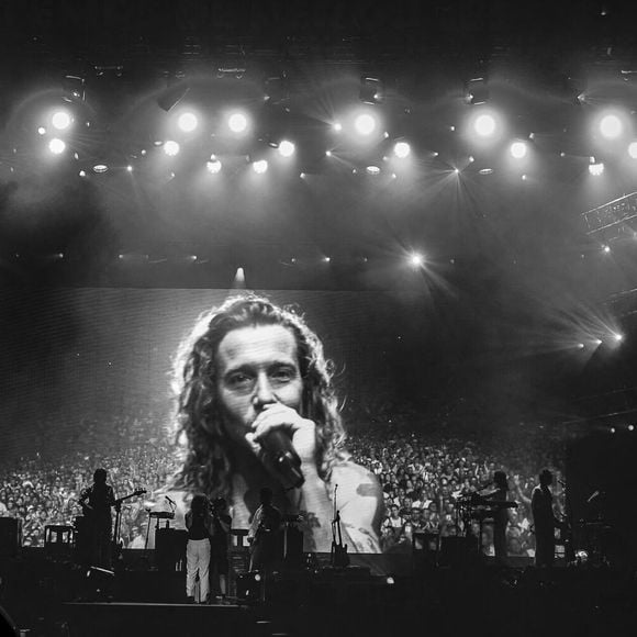 Les fans seront remboursés, mais les dates canadiennes sont maintenues.

Julien Doré en concert au festival du Printemps de Pérouges au Château de Saint-Maurice-de-Rémens (01) le 25 juin 2025. © Sandrine Thesillat / PsNewZ / Bestimage