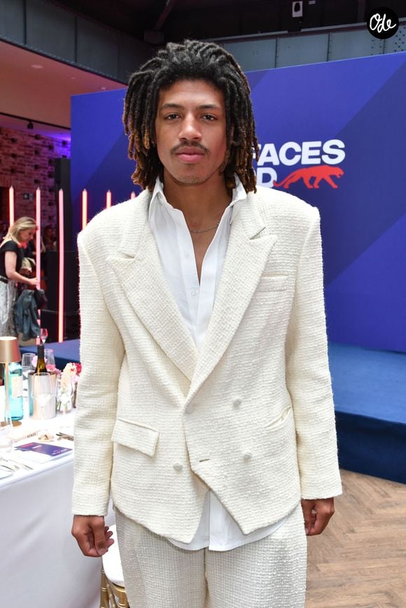 En voici un cadeau généreux pour célébrer les 21 ans du fils ainé de Heidi Klum et Seal !

Henry Günther Ademola Dashtu Samuel (fils de Heidi Klum et Seal) pendant la Berlin Fashion Week Printemps/Été, au Telegraphenamt à Berlin, Allemagne, le 3 juillet 2026. © Action Press/Bestimage