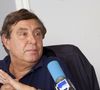 Ils étaient unis par une même passion pour la radio...

Archives - Jean-Pierre Foucault lors de l' émission de radio "On repeint la musique" sur France Bleu à Paris, le 20 juin 2012.  |Archives - People à l' émission de radio "On repeint la musique" à Paris. Crédit : JLPPA / Bestimage