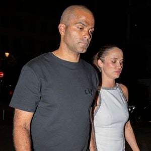 Tony Parker et Agathe Teyssier sont allés dîner au restaurant Siena lors des Jeux Olympiques de Paris 2024 (JO) à Paris le 28 juillet 2024.