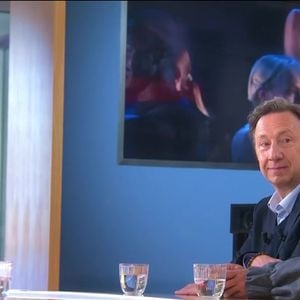 Capture d'écran de C à Vous sur France 5, avec Shy'm, samedi 18 avril.