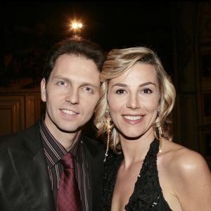 Les deux journalistes, mariés de 1993 à 2007, sont restés en bons termes pour leurs enfants. 

Thomas Hugues et Laurence Ferrari @RINDOFF-GUIREC / BESTIMAGE