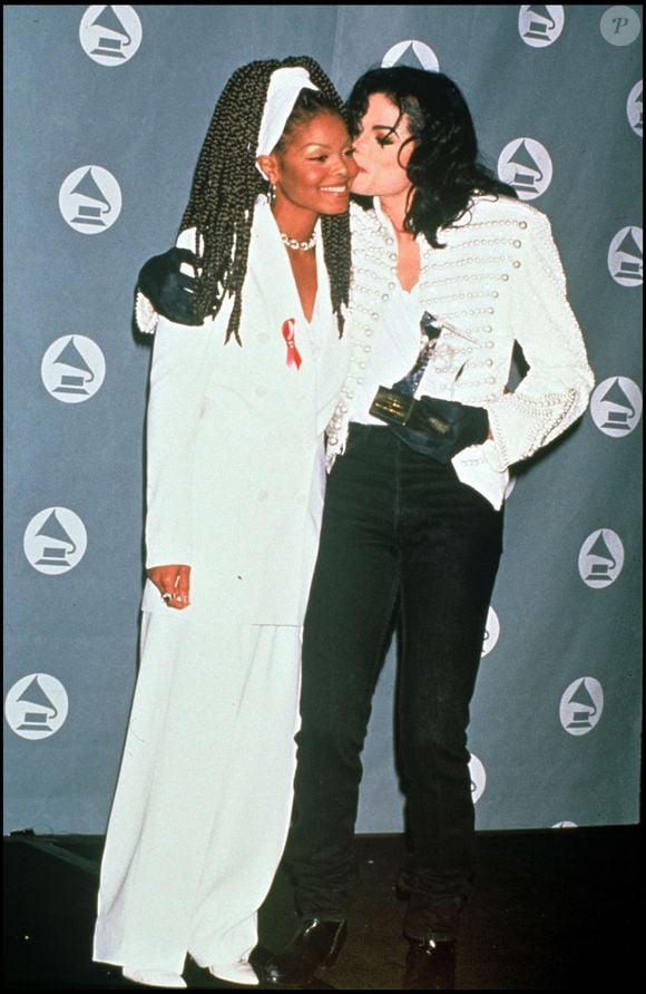 Archives - Janet Jackson et son frère Michael Jackson aux Grammy Awards.

©Bestimage