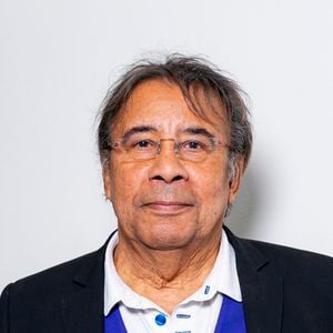 Julien Clerc, Laurent Voulzy et d’autres invités participent également, accompagnés de leurs enfants.


Exclusif - Laurent Voulzy en backstage de l'enregistrement de l'émission "Famille je vous aime" présentée par M.Drucker et qui sera diffusée le 29 décembre sur France 3, au studio Rive gauche, à Paris, France, le 2 décembre 2025. © Gaffiot-Perusseau/Bestimage