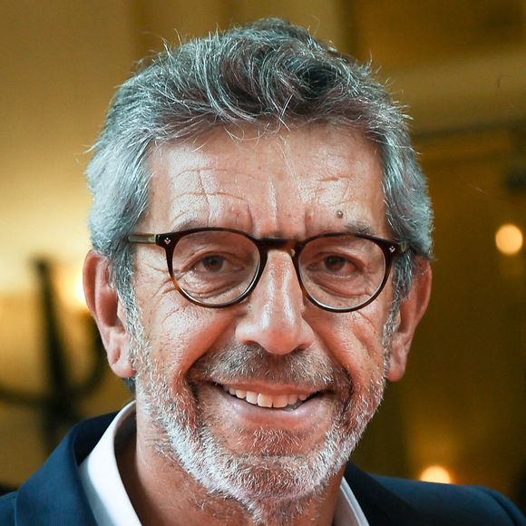 Michel Cymes participe au Gala de l'enfance 2023 à la Salle Gaveau à Paris le 19 juin 2023 à Paris, France. Photo par Nasser Berzane/ABACAPRESS.COM