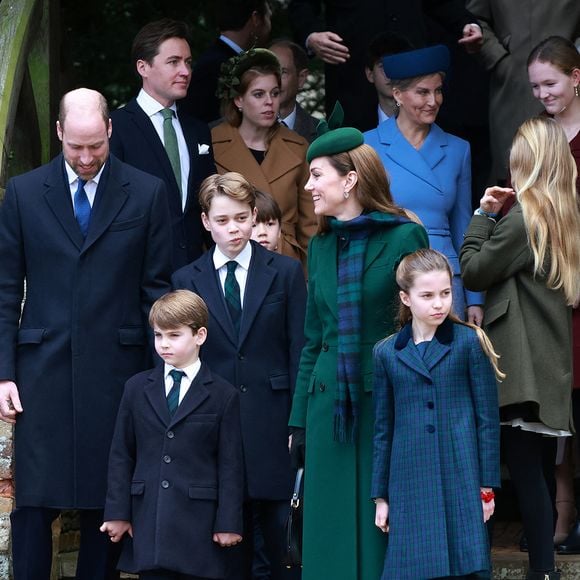 Princess Beatrice, Edoardo Mapelli Mozzi, Sophie Rhys-Jones, duchesse d'Edimbourg, le prince Edward, duc d'Edimbourg, Savannah Phillips, Catherine (Kate) Middleton, princesse de Galles, Prince Louis, Princesse Charlotte, Prince George, Le prince William, prince de Galles, Tim Laurence, Peter Phillips - La famille royale britannique se rend à la messe de Noël à Sandringham le 25 décembre 2024.