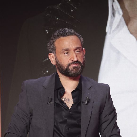 Exclusif - Cyril Hanouna, sur le plateau de l’émission « TPMP » présentée par C.Hanouna et diffusée en direct sur Youtube et sur toutes les box exceptée Bouygues (SFR, FREE, MyCanal etc), Paris, France, le 03 mars 2025. © Jack Tribeca / Bestimage