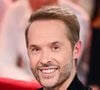 que Damien Thévenot continuerait de faire partie des visages de France Télévisions et que "d’autres projets" étaient prévus pour l’animateur.

Exclusif - Damien Thevenot lors de l'enregistrement de l'émission Vivement Dimanche, au studio Rive gauche, à Paris, France, le 22 octobre 2025, présentée par M.Drucker, diffusée sur France 3 le 16 novembre 2025. © Guillaume Gaffiot/Bestimage
