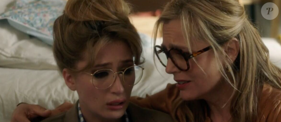 Jouée par Sophie Duez.

Image tirée de la série "Ici tout commence", TF1.