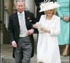 Camilla portait la robe et le manteau blancs qu'elle portait le jour où elle a dit oui à Charles
Mariage du prince Charles et de Camilla le 9 avril 2005 à Windsor GOFF INF / BESTIMAGE