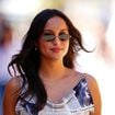 Alexandra Leclerc enceinte : la femme de Charles Leclerc ressuscite la mythique robe Dior à imprimé journal de Carrie Bradshaw