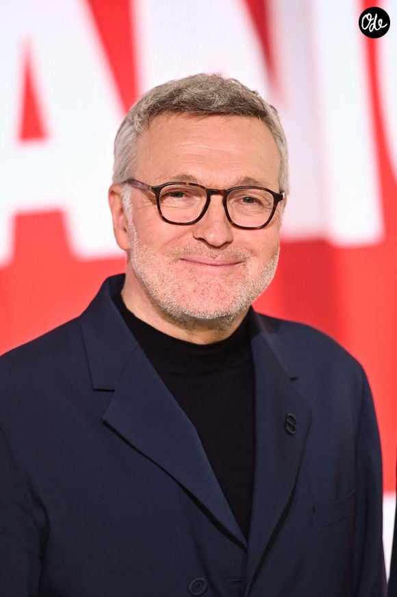 Laurent Ruquier enregistre l'émission "Vivement Dimanche" au Studio Gabriel à Paris, France, le 1er octobre 2024.

© Guillaume Gaffiot/Bestimage