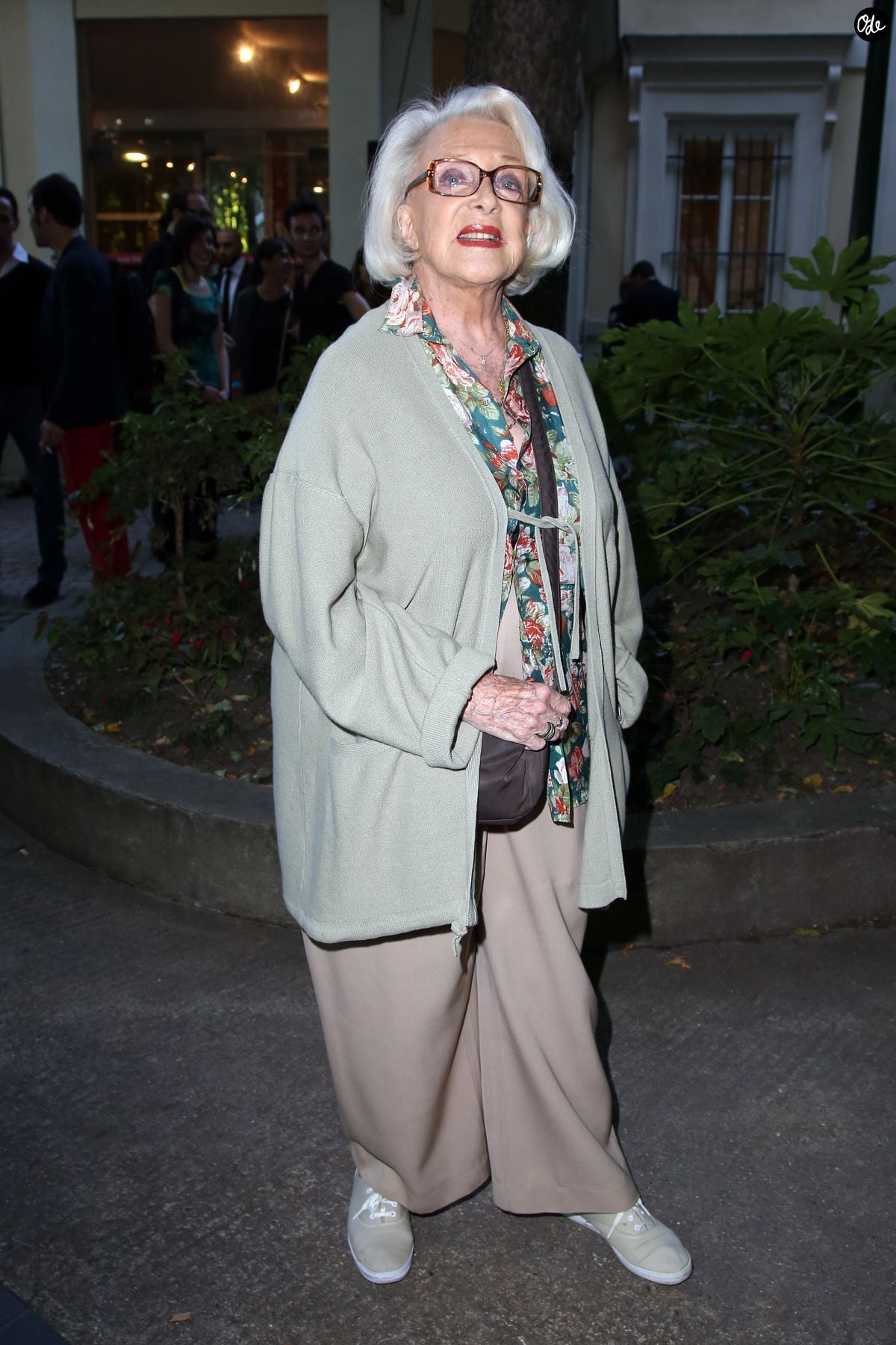 Point Arow Left Photo : MICHELINE PRESLE - JEAN-MICHEL RIBES FETE SES 10 ANS A LA ...