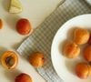 Pour éviter les desserts industriels trop sucrés, les fruits restent une alternative idéale grâce à leur richesse naturelle en nutriments.
