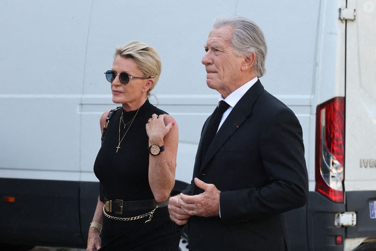 Photo : Sophie Davant et son compagnon William Leymergie - Arrivées aux ...